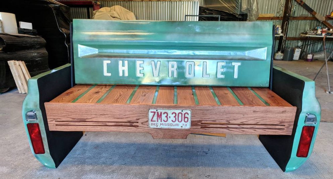 tailgate bench