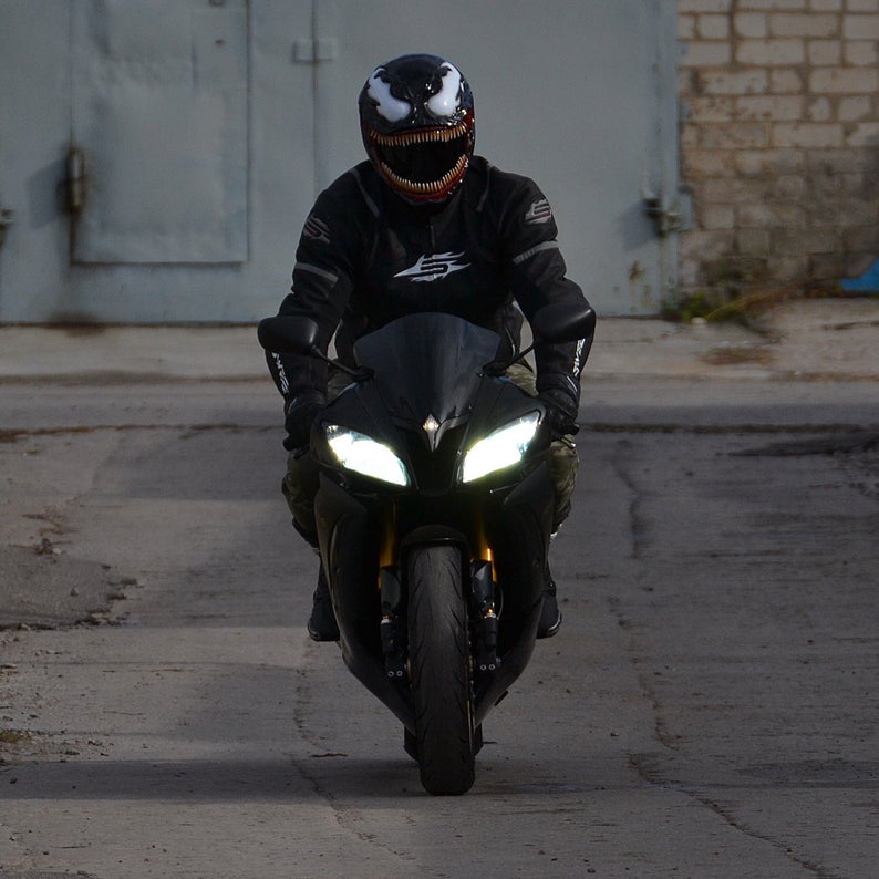 venom motorcycle helmet