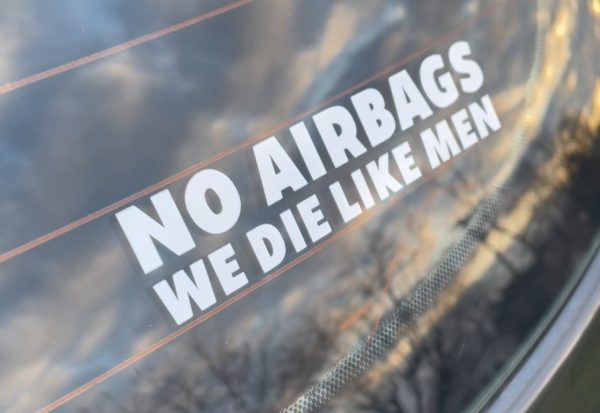 No airbags we die like men funny car sticker decal - Image 2