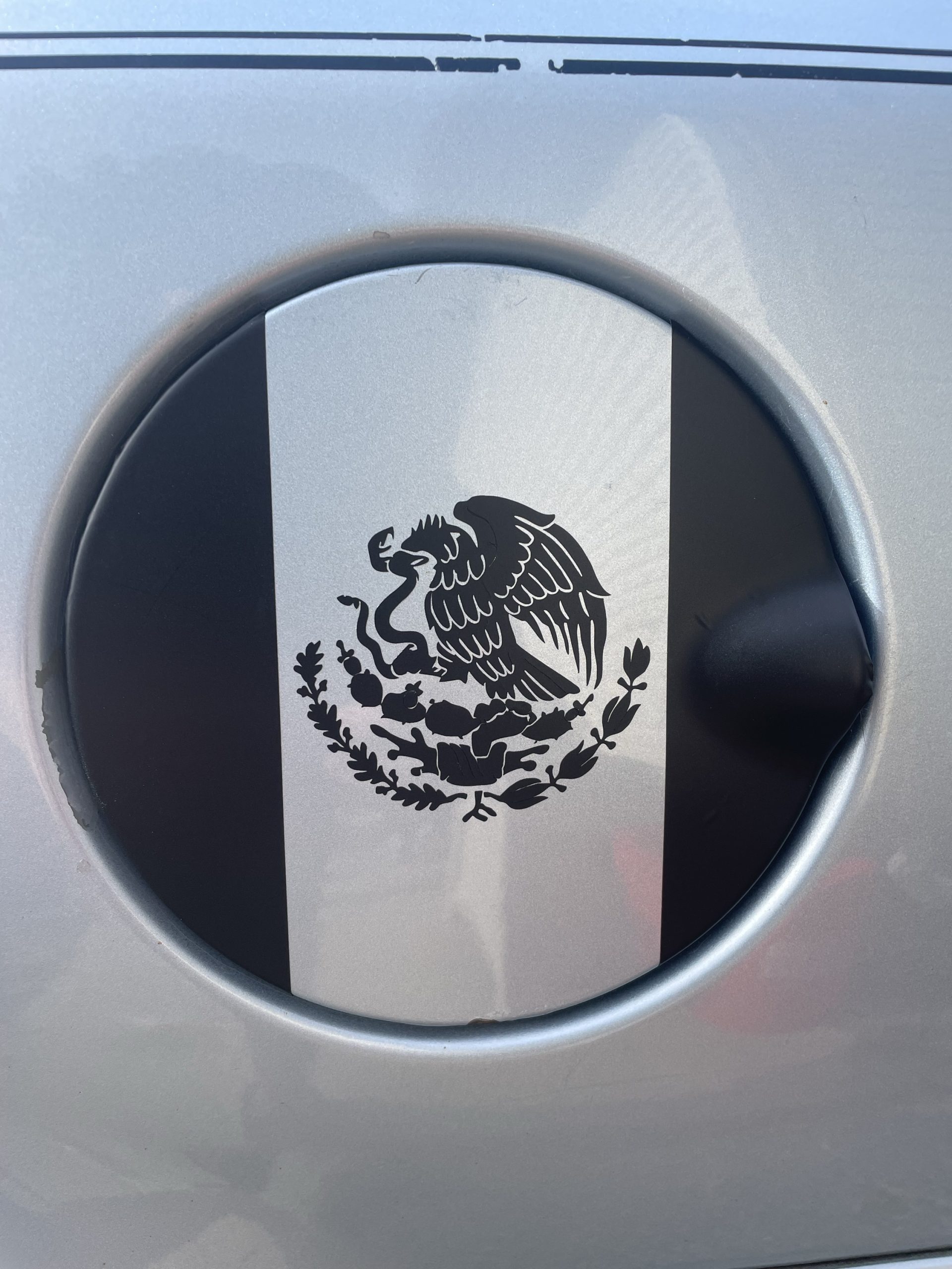 Mexico Flag Gas Cap Decal — Mexican Flag Fuel Tank Sticker (Waterproof Vinyl)